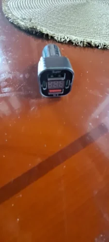 Dual PD 4 in 1 Fast Charger with Voltage Display photo review