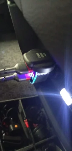 Dual PD 4 in 1 Fast Charger with Voltage Display photo review