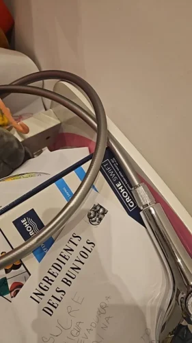 Dual PD 4 in 1 Fast Charger with Voltage Display photo review