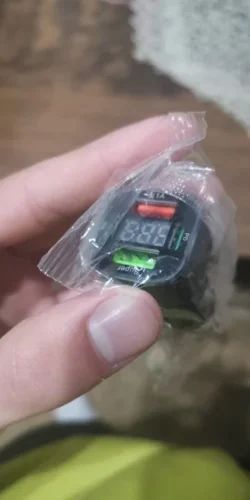 Dual PD 4 in 1 Fast Charger with Voltage Display photo review