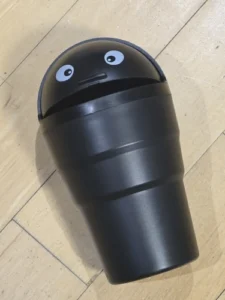 Cartoon Eyes Swing Lid Mini Trash Bin for Car photo review
