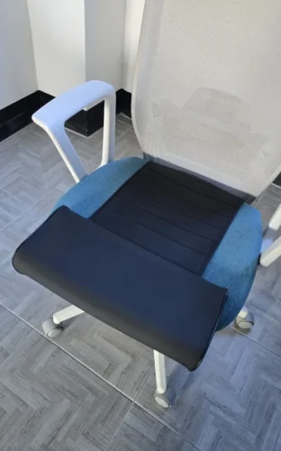 Leg Support Car Seat Extender (Memory Foam) Black, Beige & Coffee photo review